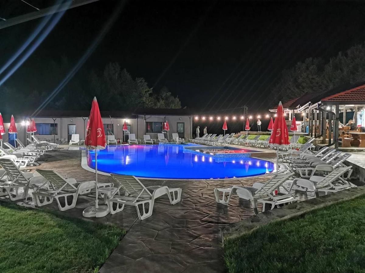 Хотелски Комплекс Саня Apriltsi (Lovech) Exterior foto