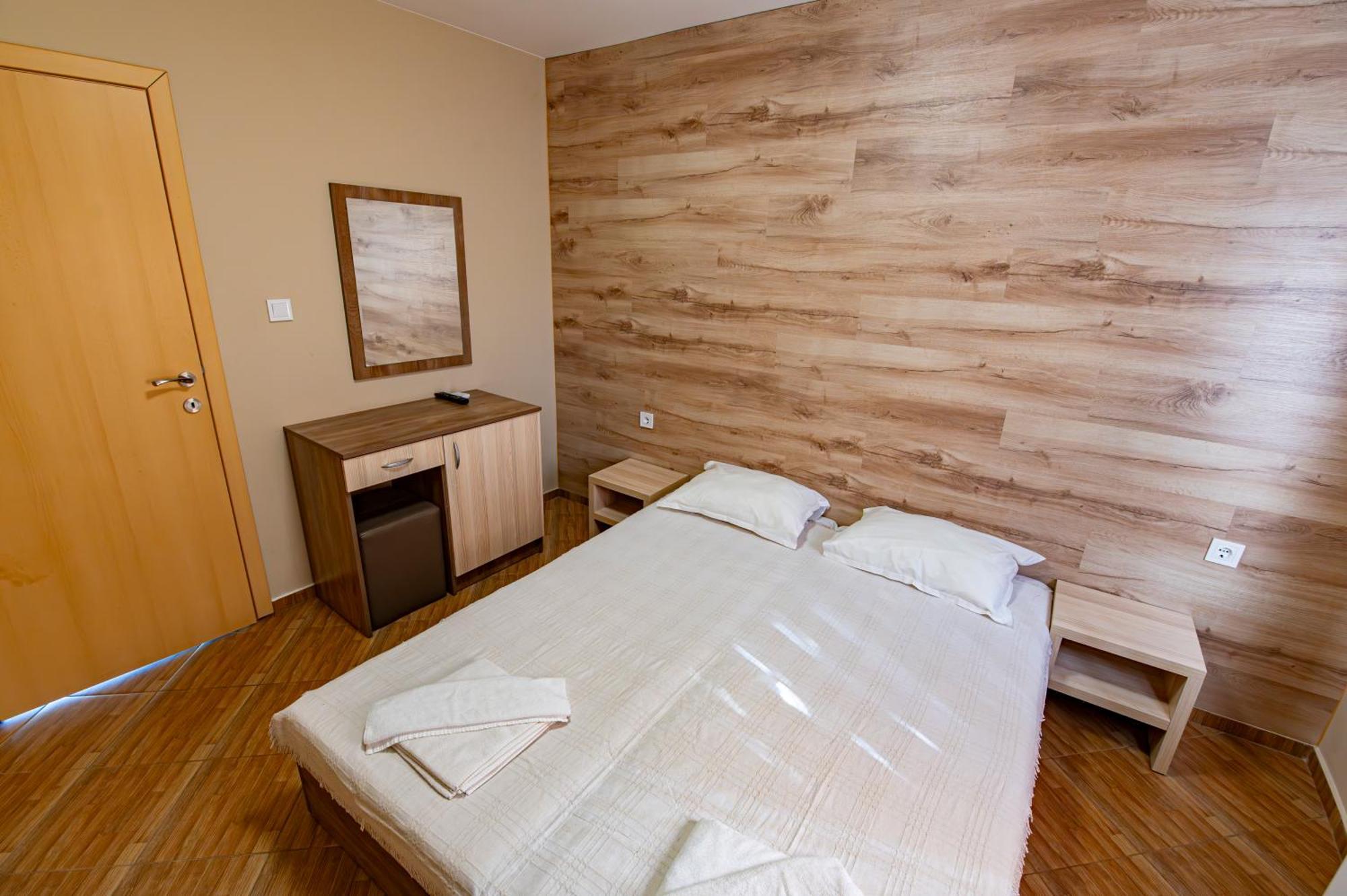 Хотелски Комплекс Саня Apriltsi (Lovech) Exterior foto